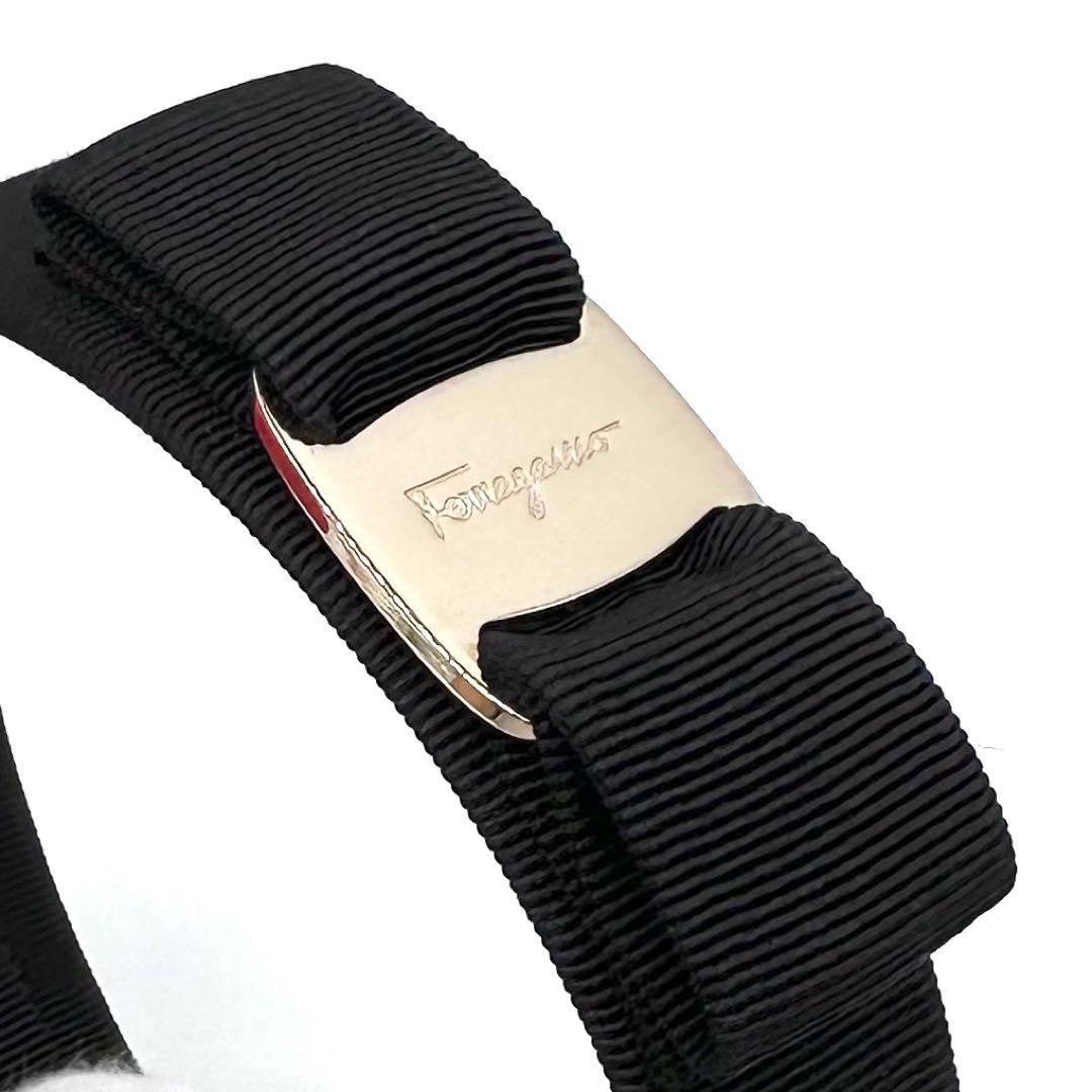 極美品✨サルヴァトーレフェラガモ ヴァラリボン カチューシャ ブラック×ゴールド