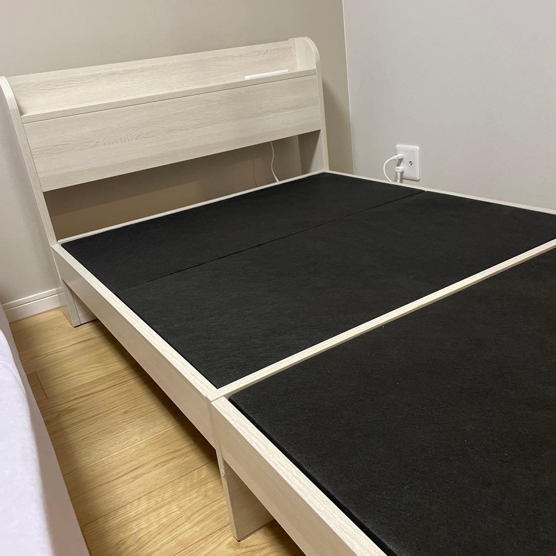 【つかさ】【引渡し限定】シングルベッドフレーム　収納付き　コンセント