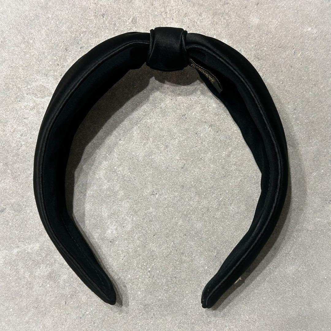 ☆美品ALEXANDRE DE PARIS ブラックリボンサテンカチューシャ☆