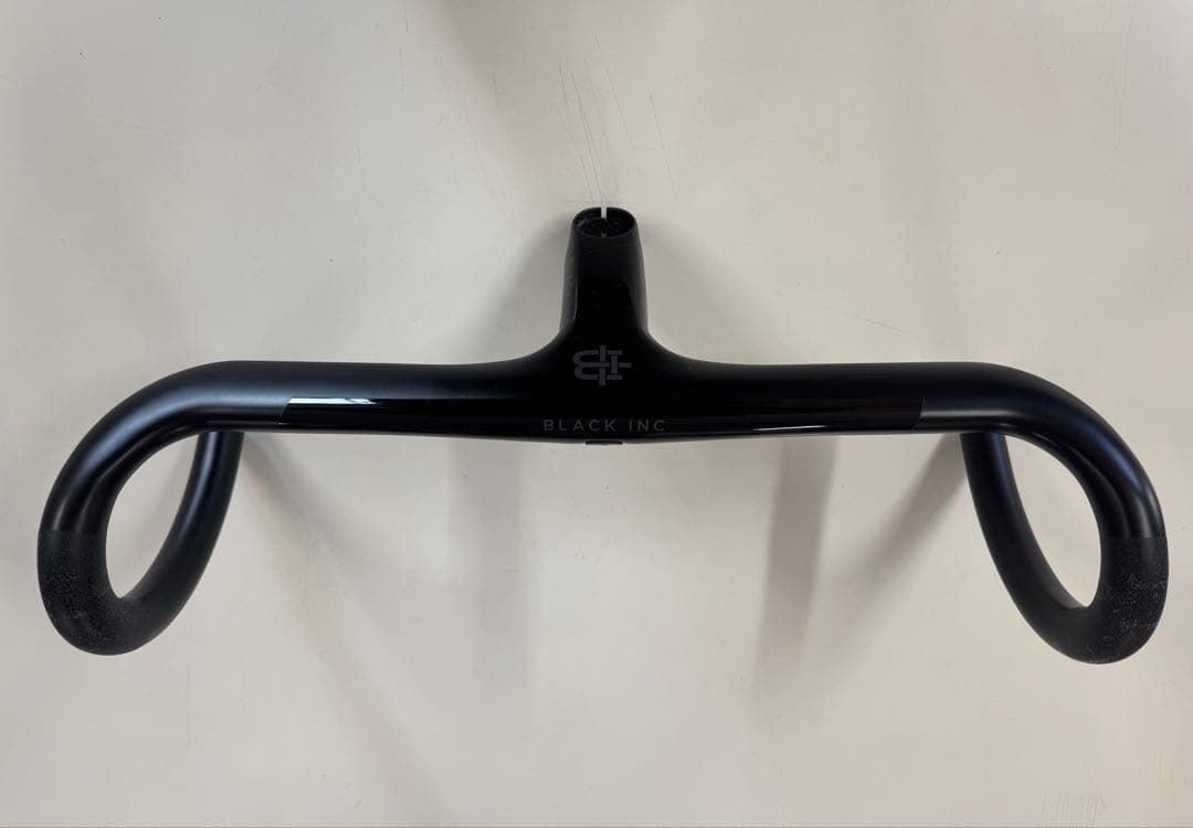 Black Inc カーボンステム一体型ドロップハンドル