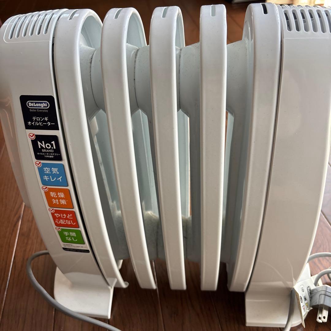 De'Longhi ミニオイルヒーター NJ0505E