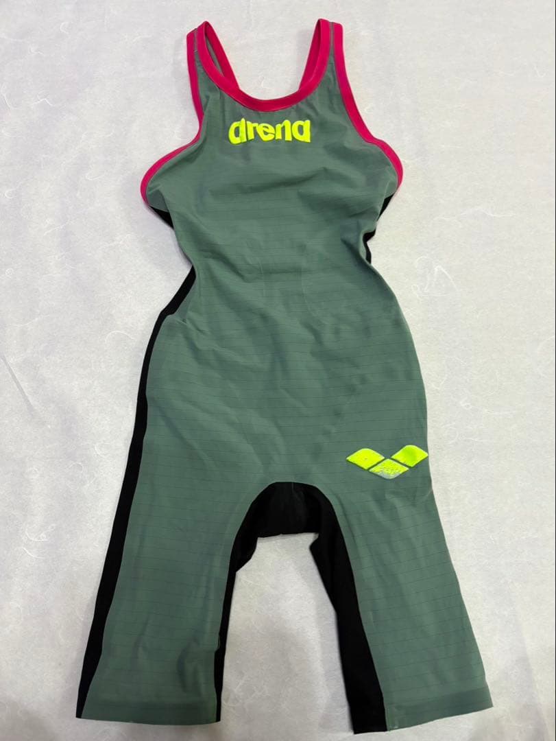 arena 競泳用高速水着　パワースキン カーボン エア Fina認証No.6