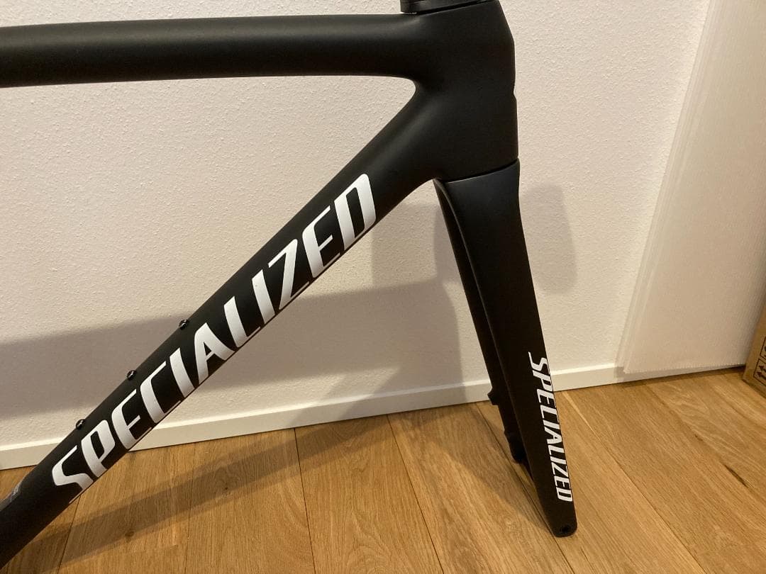 スペシャライズド TARMAC SL 8 RIVAL AXS 52 ROVAL