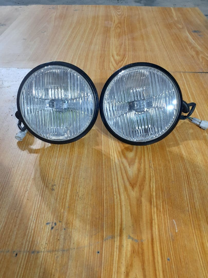 ジムニー JA22 JA12 後期型 純正 フォグランプ 左右 セット