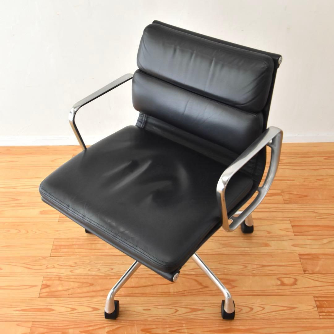 Herman Miller イームズ　ソフトパッド　アルミナムチェア