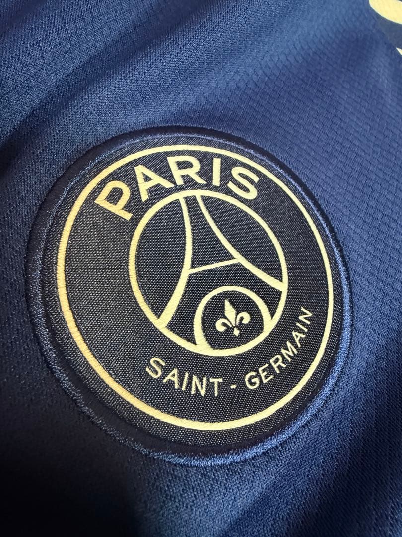 【貴重/正規品】パリ・サンジェルマン　ユニフォーム　4th レプリカ　半袖