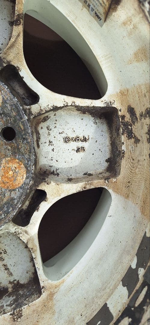 ブラッドレーV 4本セット　BRADLEY V16×8JJ-25ランクル