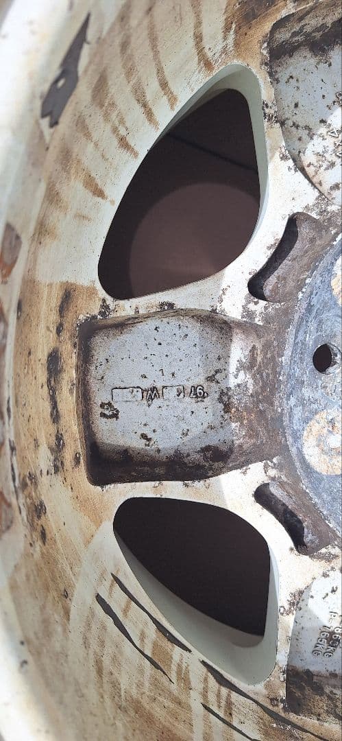 ブラッドレーV 4本セット　BRADLEY V16×8JJ-25ランクル