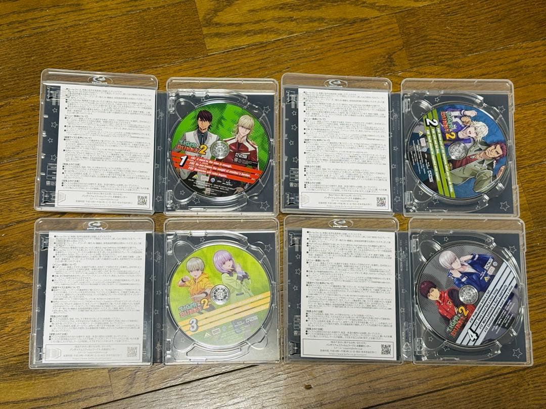 TIGER & BUNNY 2 DVD 全8巻セット　特典付き（ステッカー以外）