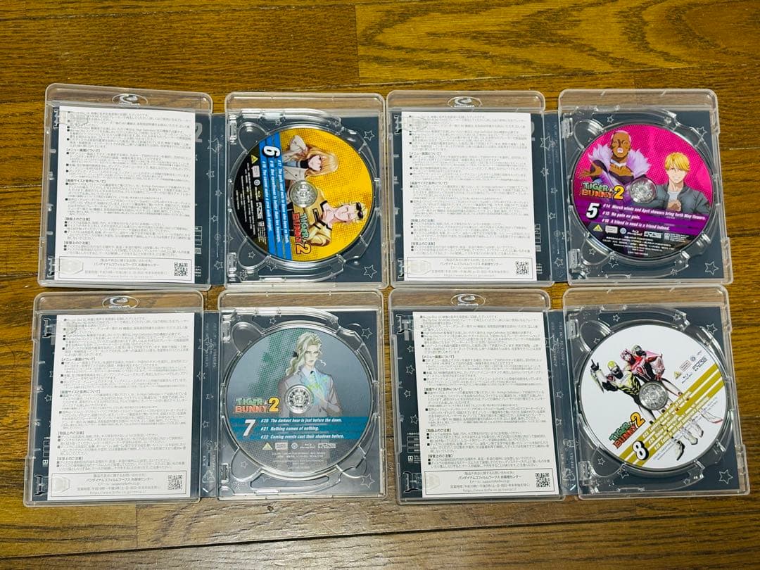 TIGER & BUNNY 2 DVD 全8巻セット　特典付き（ステッカー以外）