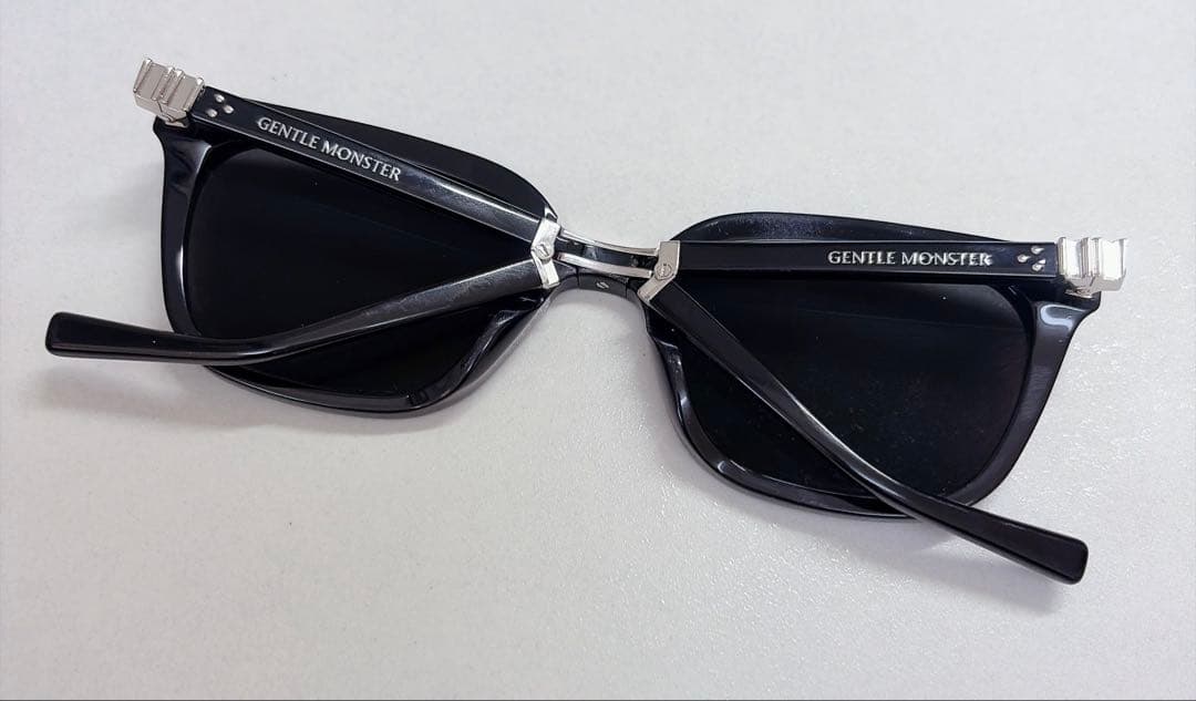 小物 GENTLE MONSTER / Matiny 01