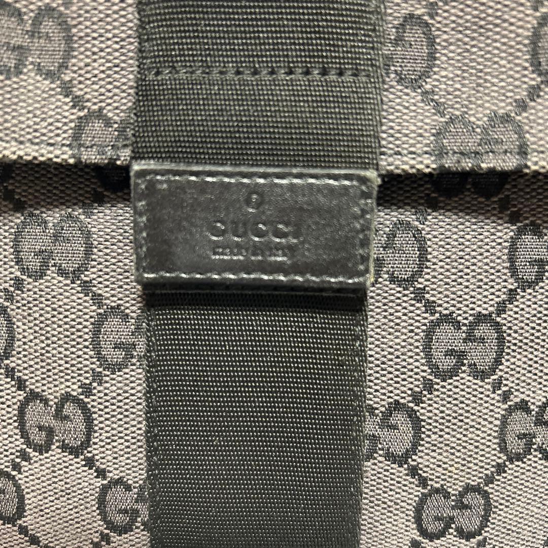 未使用　グッチGG柄　紙袋型　クラッチバッグ