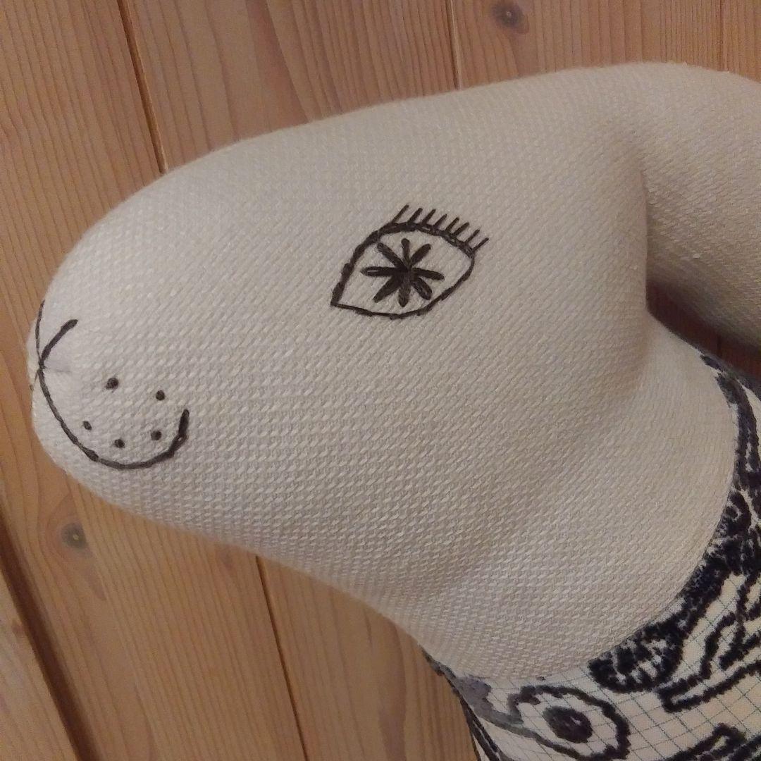 ミナペルホネン　ウサギクッション