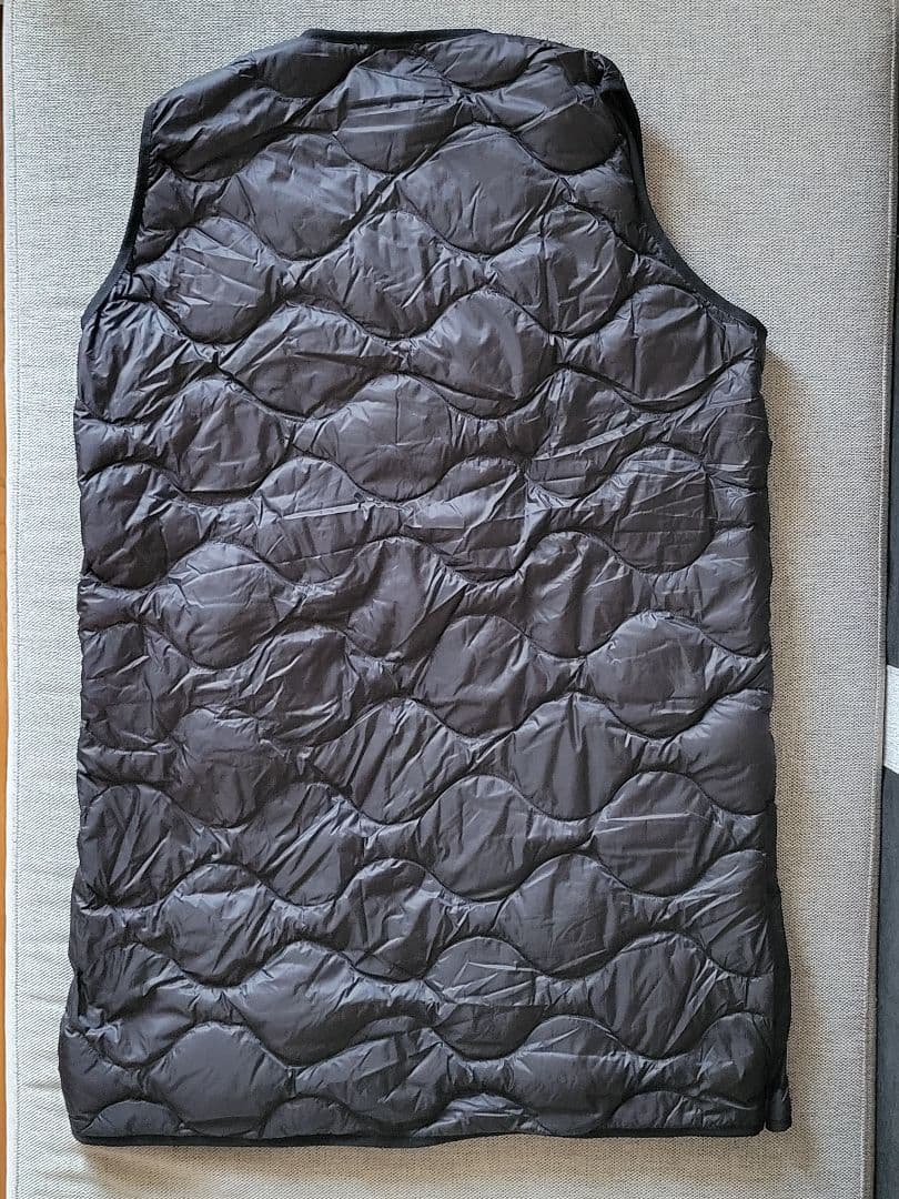 新品未使用　UNIQLO×theory　ウルトラライトダウンロングベスト M