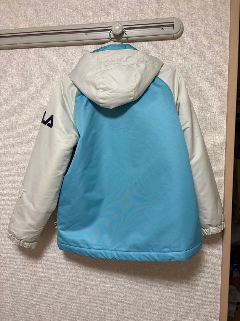 【新品タグ付き】FILA スキーウェア 上下セット 子ども用 アイボリー/ブルー