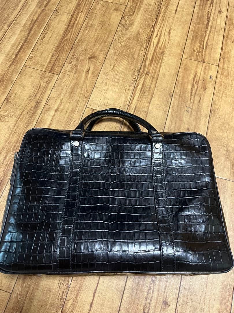 デュカート・デ・ミラノ／Ducato di MILANO 本革 クロコ風