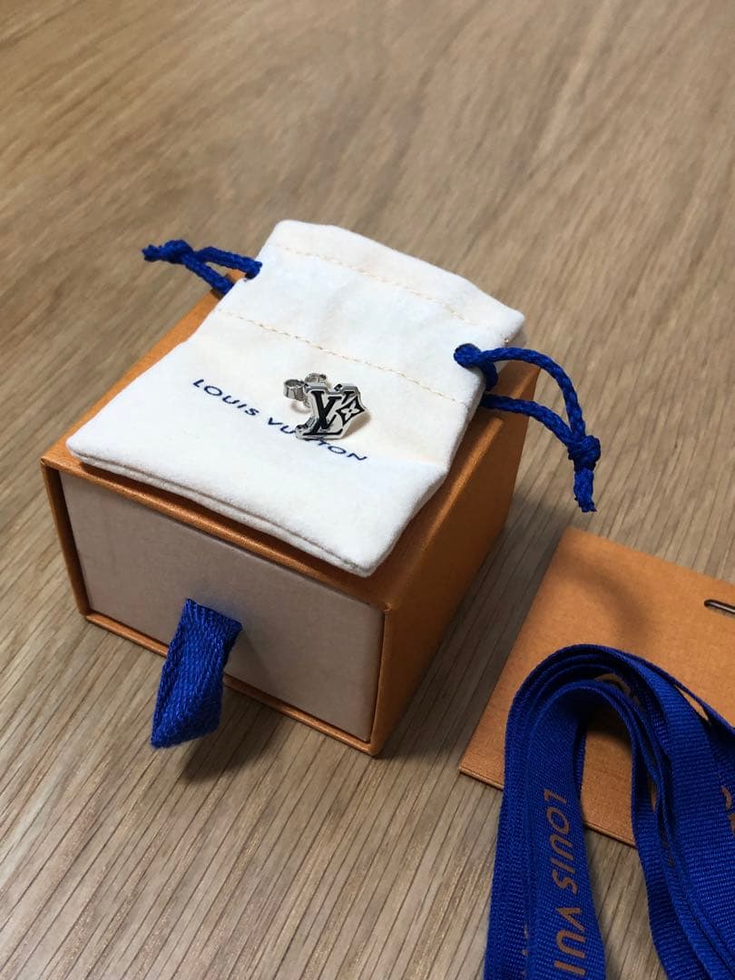 ルイヴィトン ピアス 限定品 新品未使用品