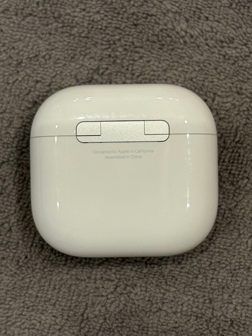 AirPods本体 ホワイト 充電ケース付き