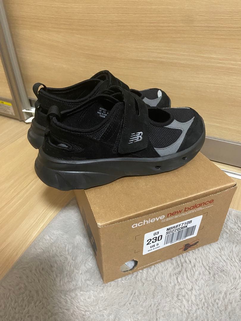 韓国限定＊New Balance メリージェーン ブラック/グレー 23cm