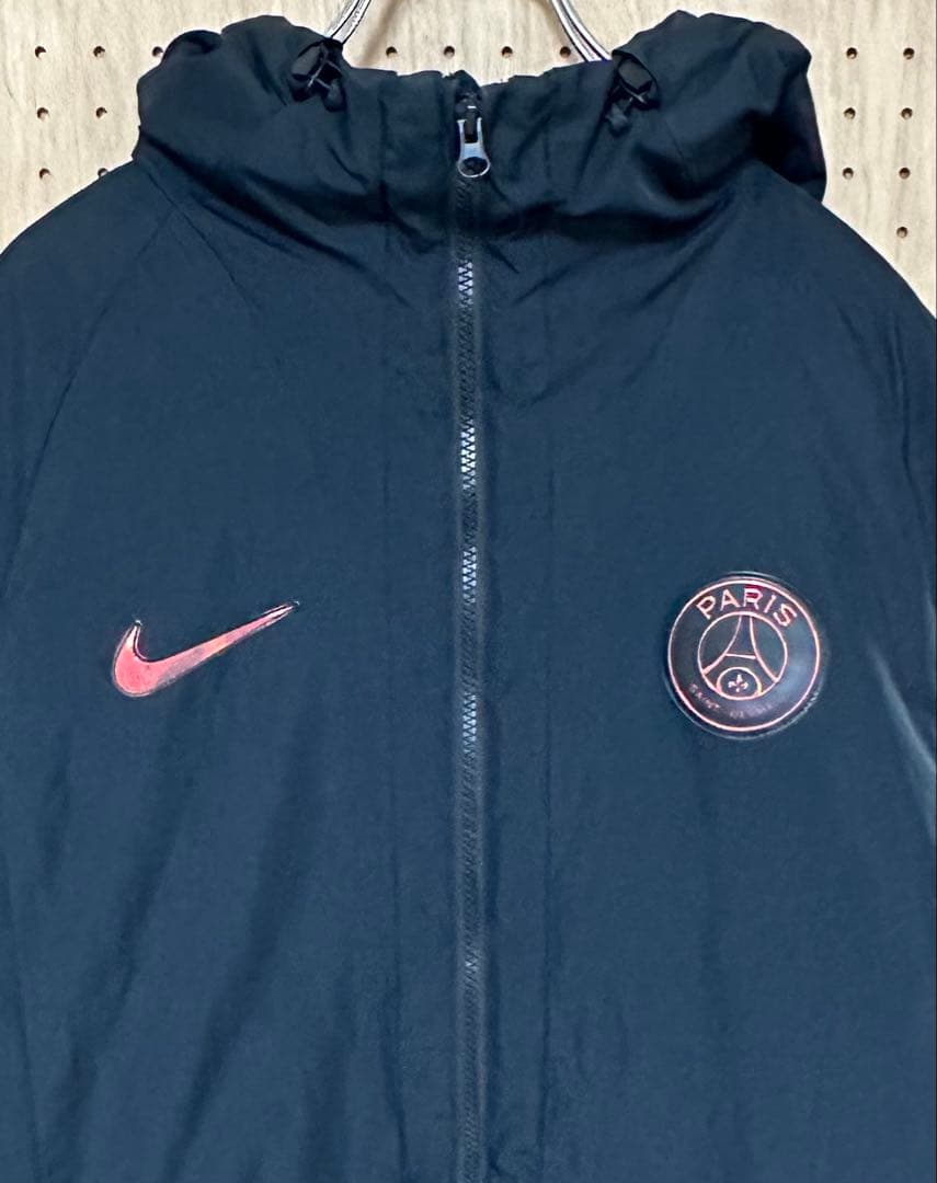 NIKE Paris Saint-Germain ウーブンジャケット