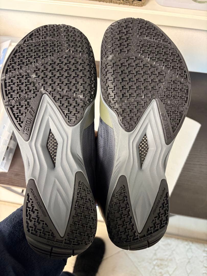 【限定品】 ヨネックスパワークッションエアラスzメン