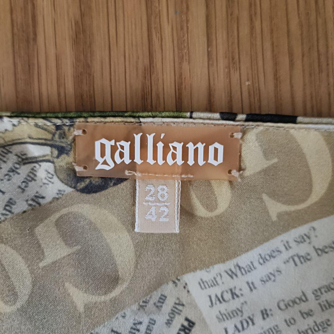 ガリアーノ GALLIANO ニュースペーパー 花柄 プリント タンクトップ　絹