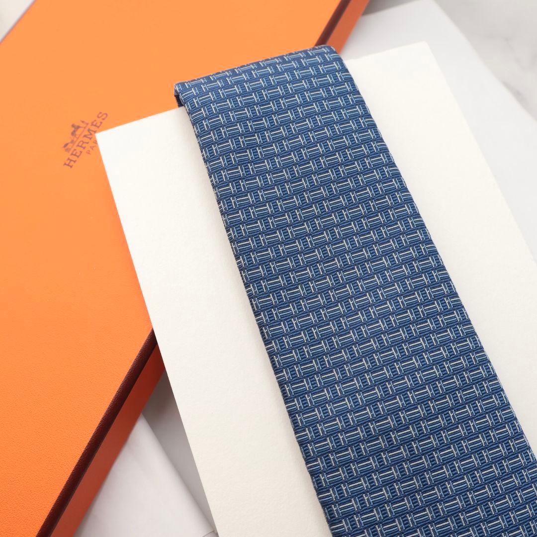 未使用 ソルド HERMES エルメス 青色 ネクタイ