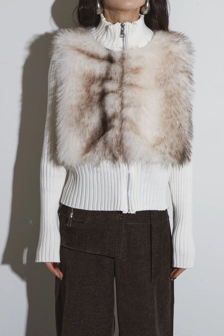 【ANDREA&Co】ファードッキングZIPニット