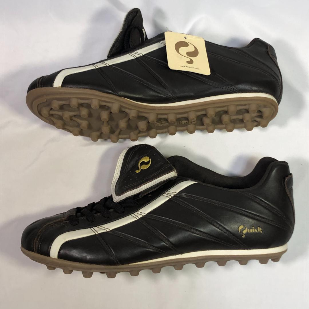 【匿名配送】希少保管品 ＱＵＩＣＫ クイック サッカーシューズ US9.5サイズ