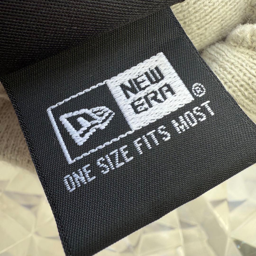 Supreme Newera Blackletter Beanie 刺繍ビーニー