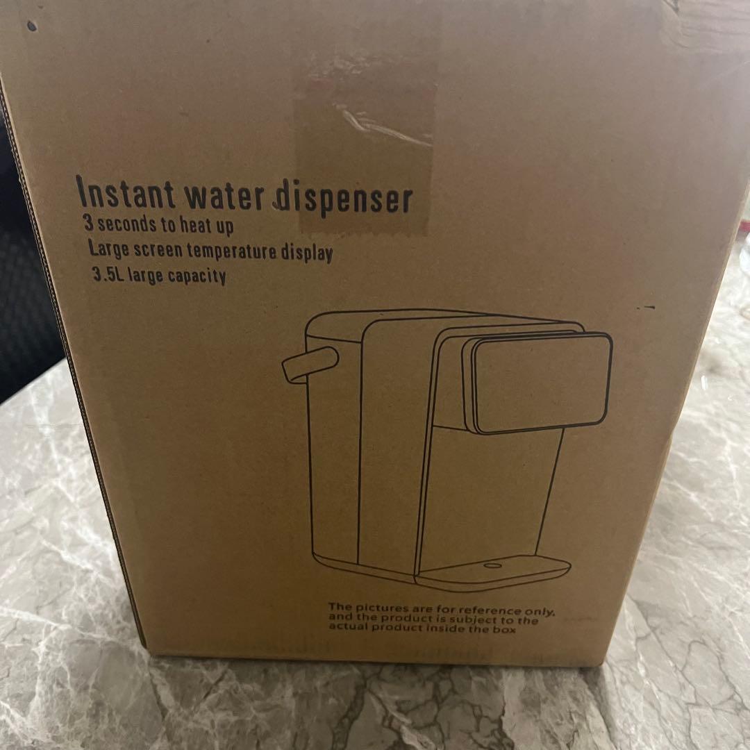 ウォーターサーバー ホワイト 3.5リットル 白 水道水電気ケトル