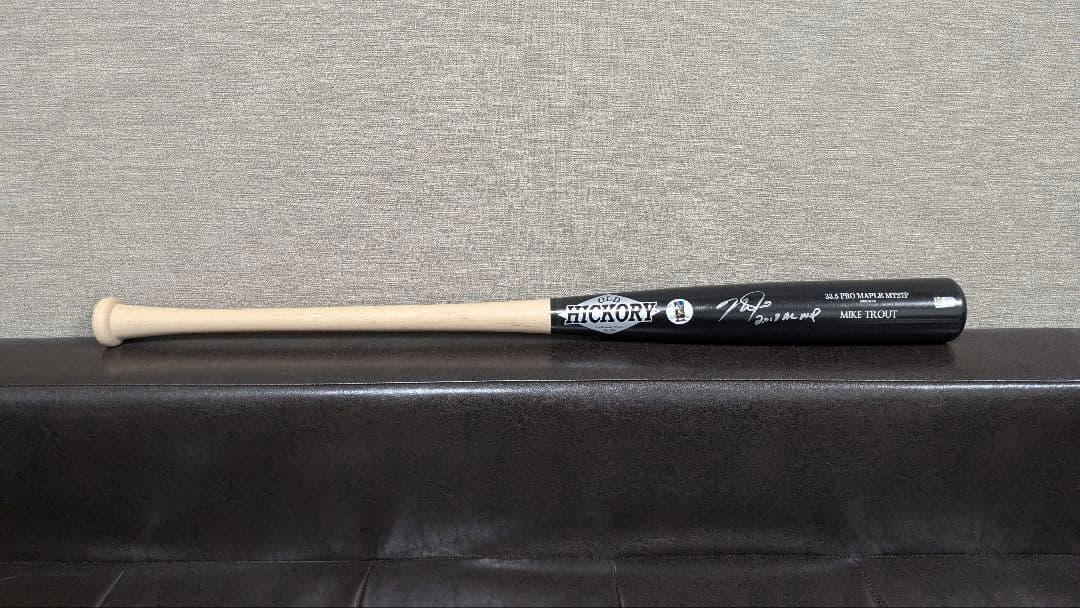 OLD HICKORY MT27P マイク・トラウト 直筆サイン入りバット