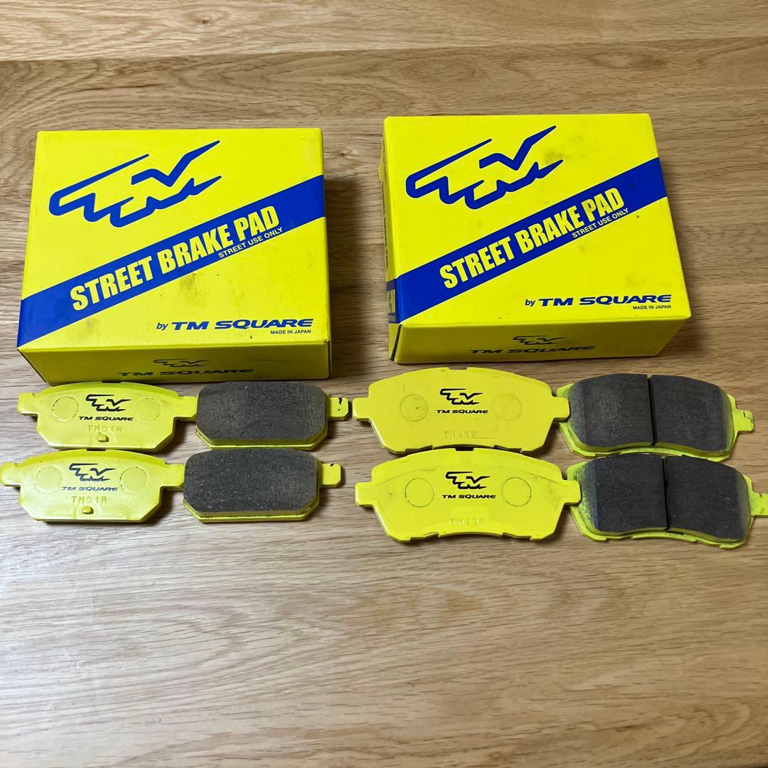 ZC33SスイフトTM SQUARE STREET ブレーキパッド前後セット