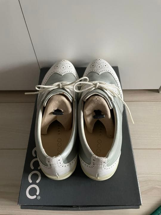 エコー　レディース　ゴルフシューズ