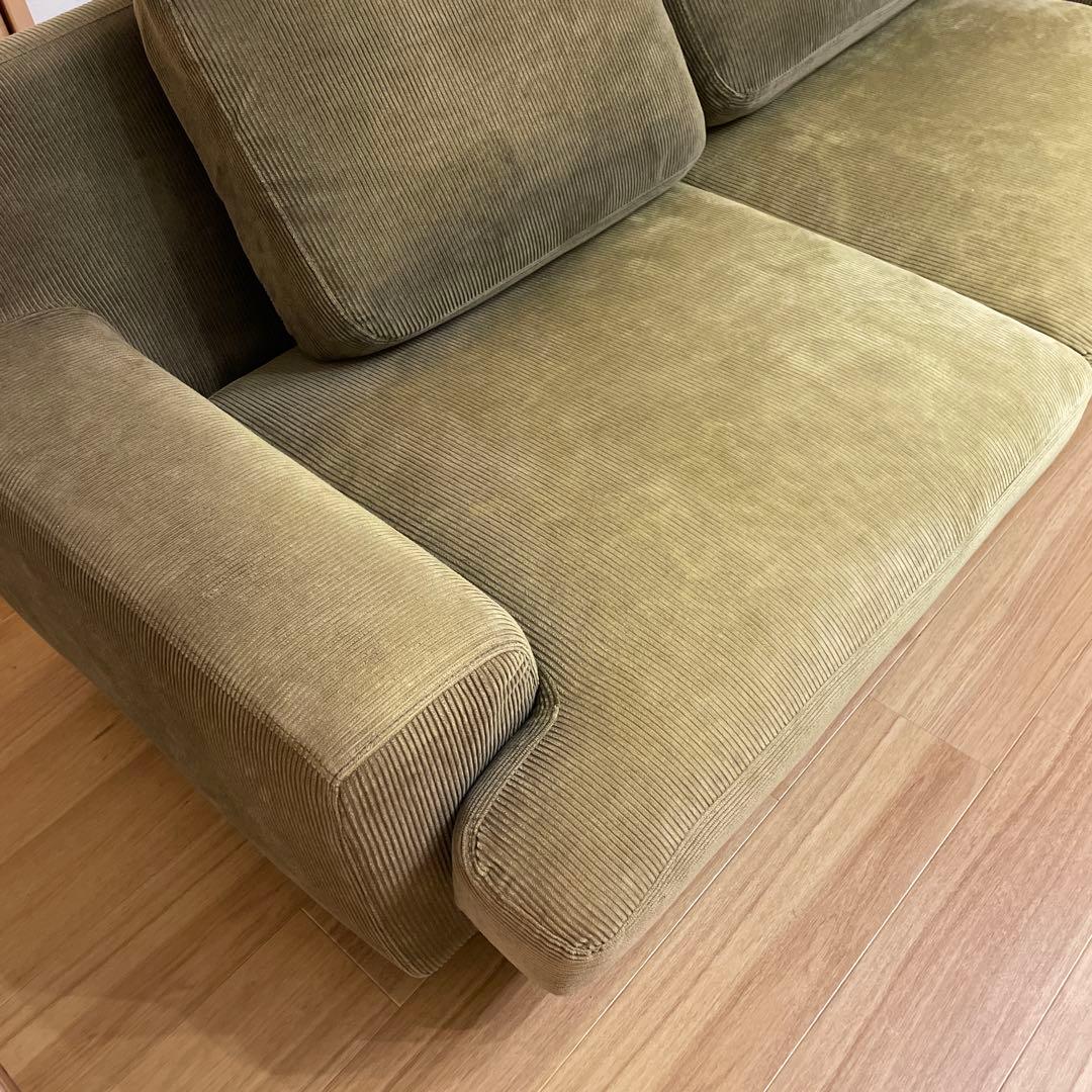 【送料込み】unicoソファ2.5シーター（カーキ）GREIGグレイグ　ウニコ