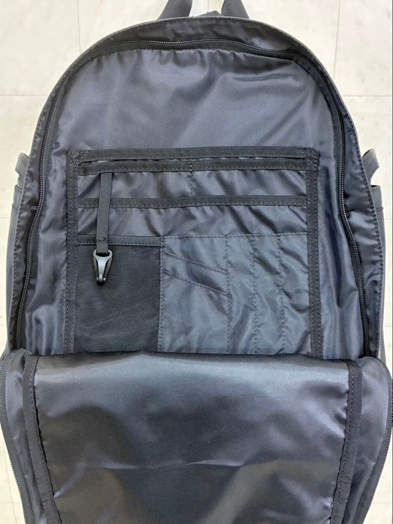 新品未使用　NEW ERA Sports Pack 31L ブラック