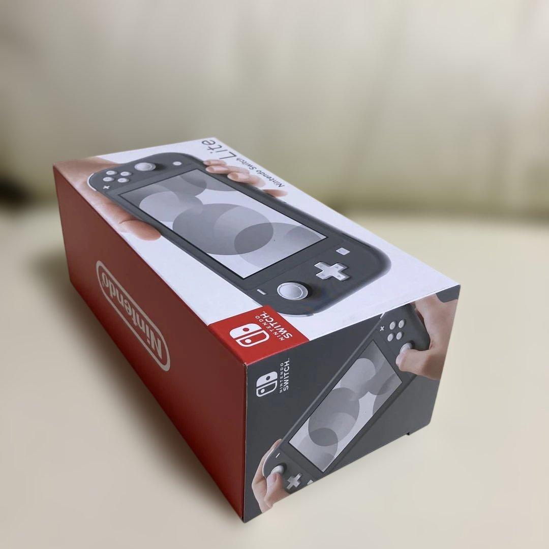 新品　未開封　任天堂　Switchライト　ブラック　黒