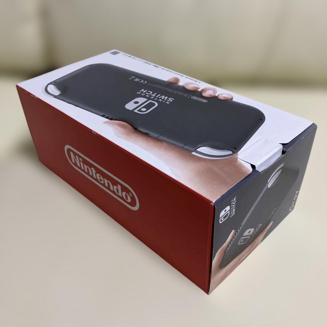 新品　未開封　任天堂　Switchライト　ブラック　黒