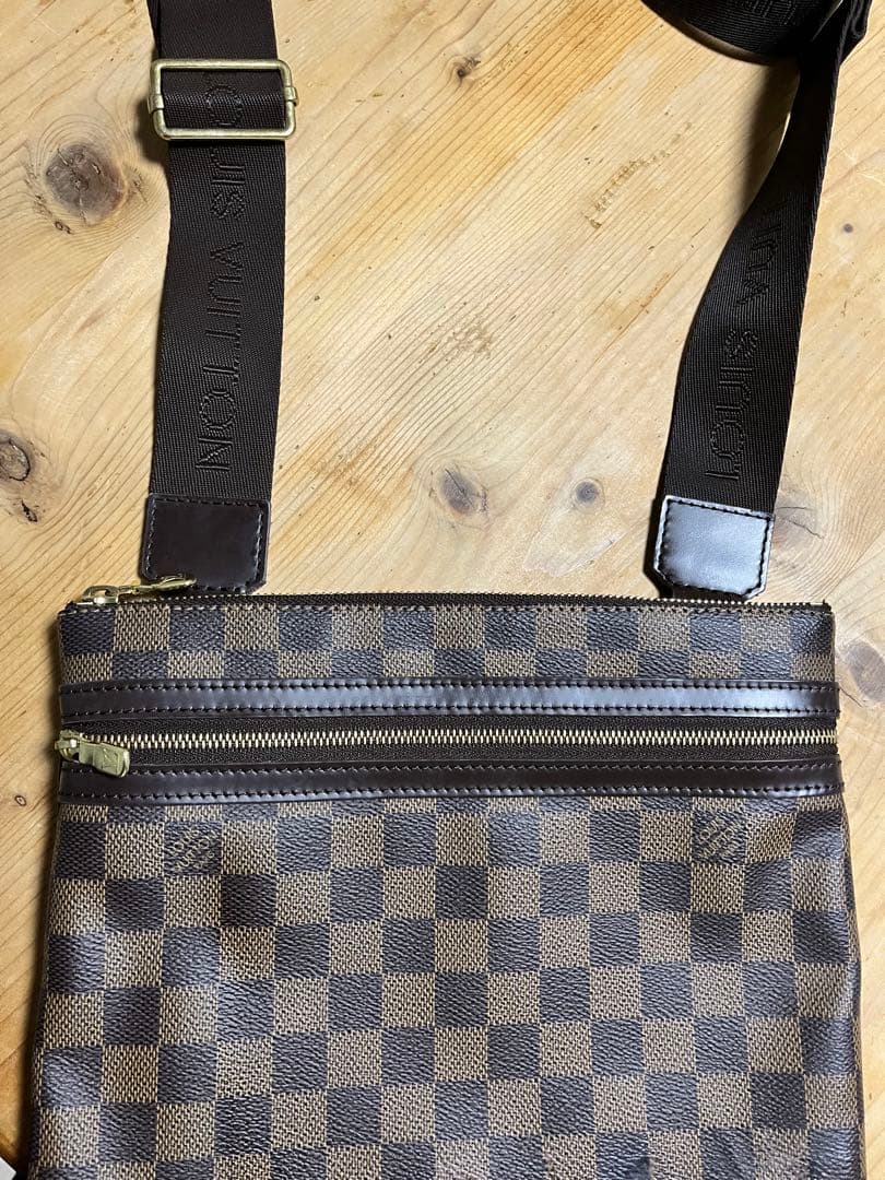 ルイ・ヴィトン斜めがけポシェットボスフォール難あり使用少ない美品ダミエ