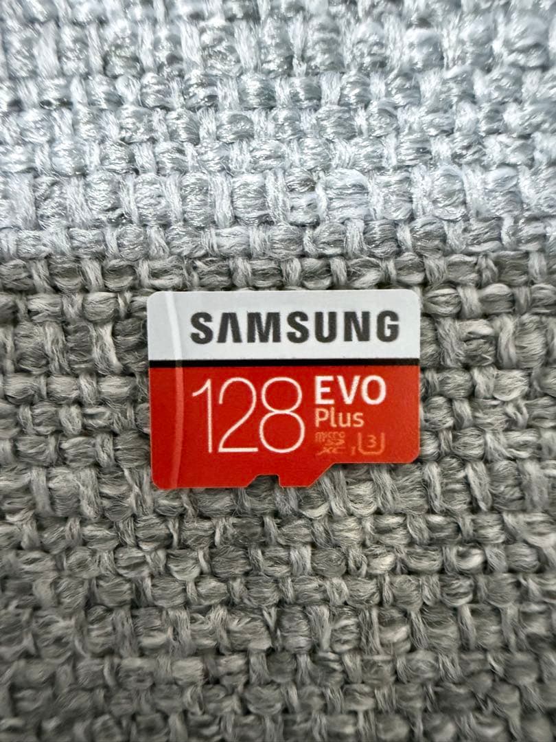 Nintendo Switch どうぶつの森デザイン SDカード付き