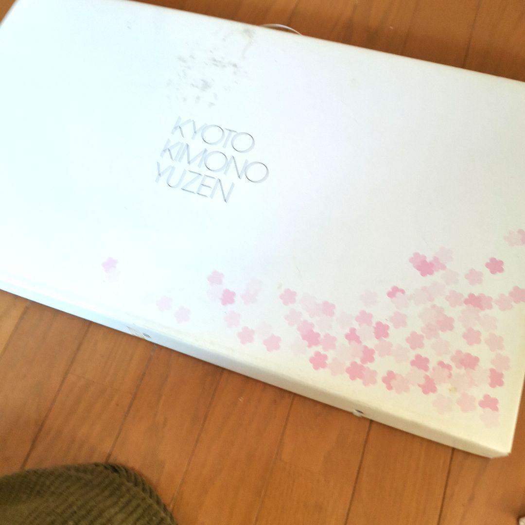 最後の出展モレシャンさんデザインの振り袖