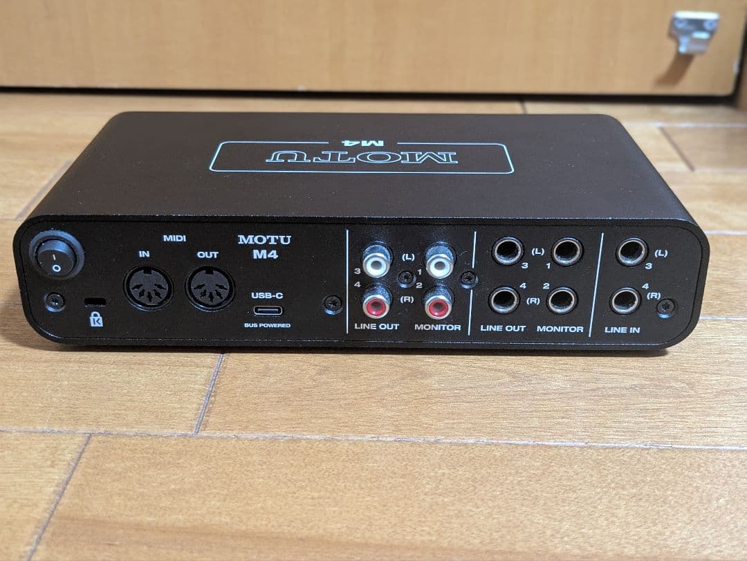 MOTU M4 オーディオインターフェイス