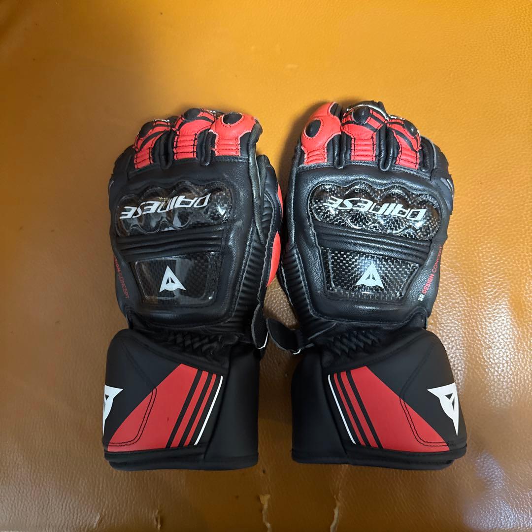 K*e様 バイクグローブ 8.5/M 黒/赤