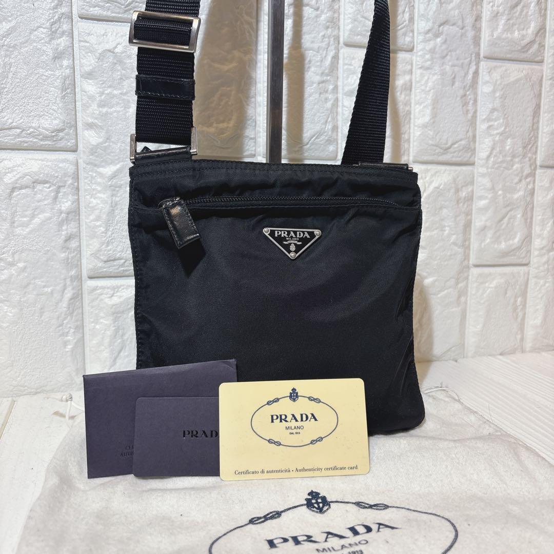 【美品】 PRADA 三角ロゴ ナイロン ショルダーバッグ サコッシュ ブラック