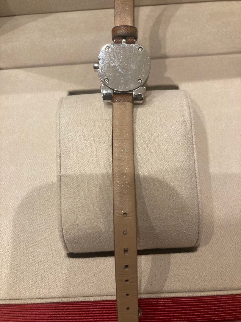 サルバトーレフェラガモ⭐︎腕時計⭐︎ガンチーニ