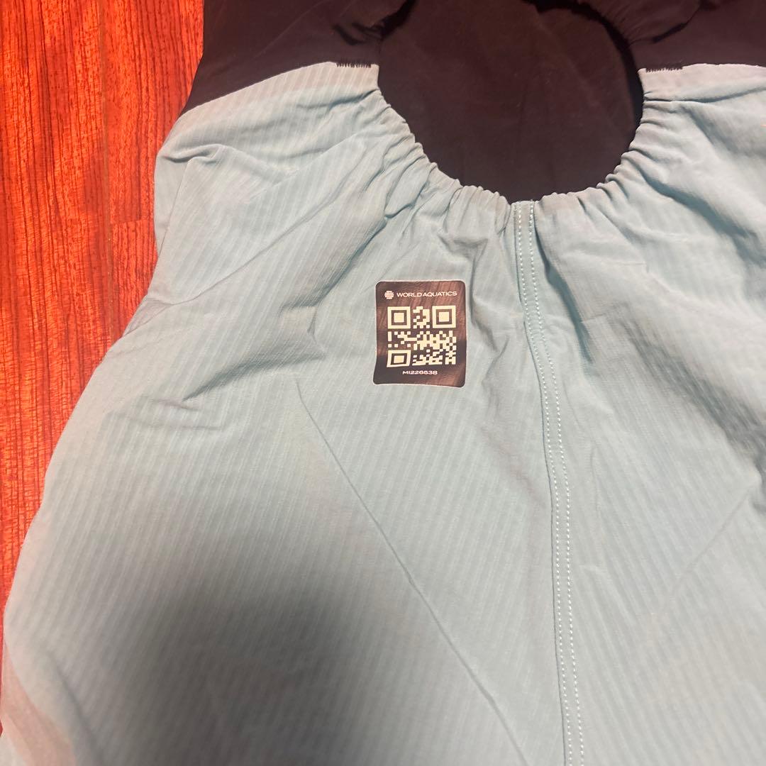 Mizuno スポーツ用水着 黒/水色