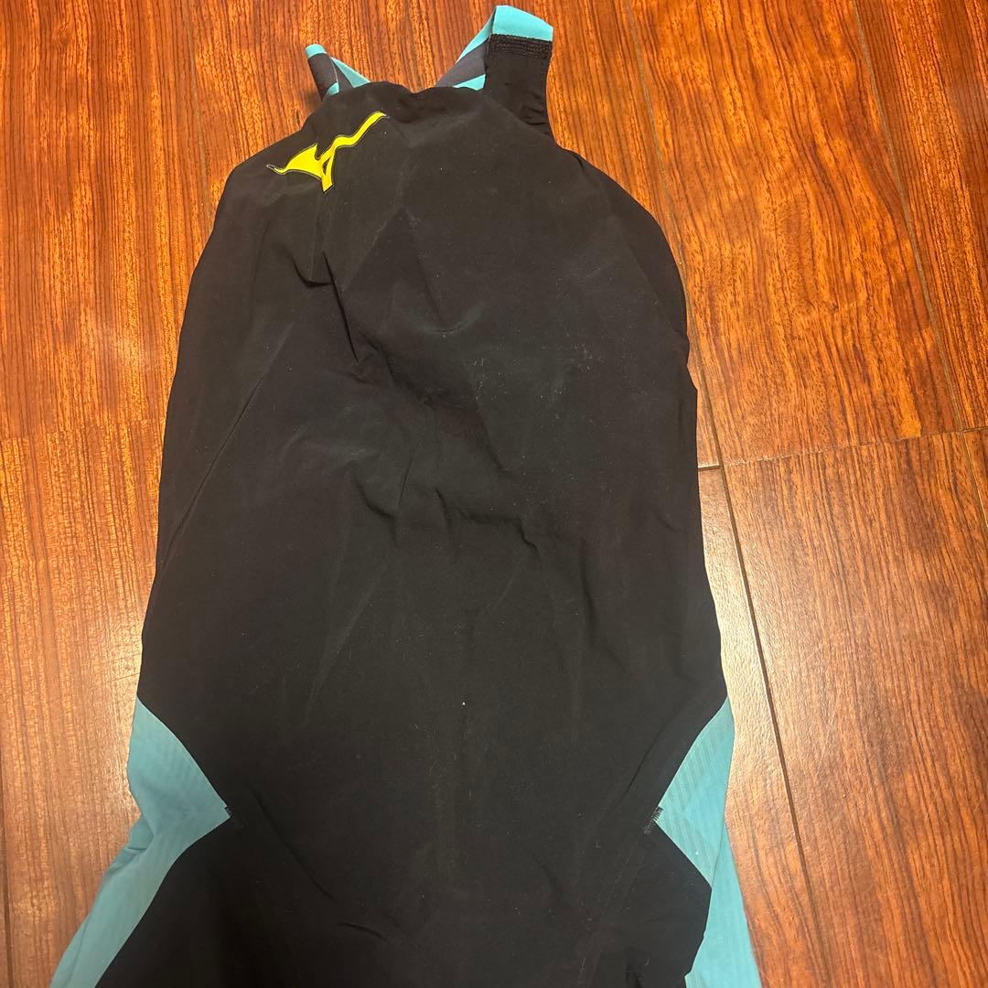 Mizuno スポーツ用水着 黒/水色