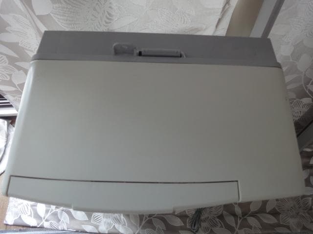 CORONAコロナ　ウインド窓用エアコン　CW-1819　2019年製(枠付き)