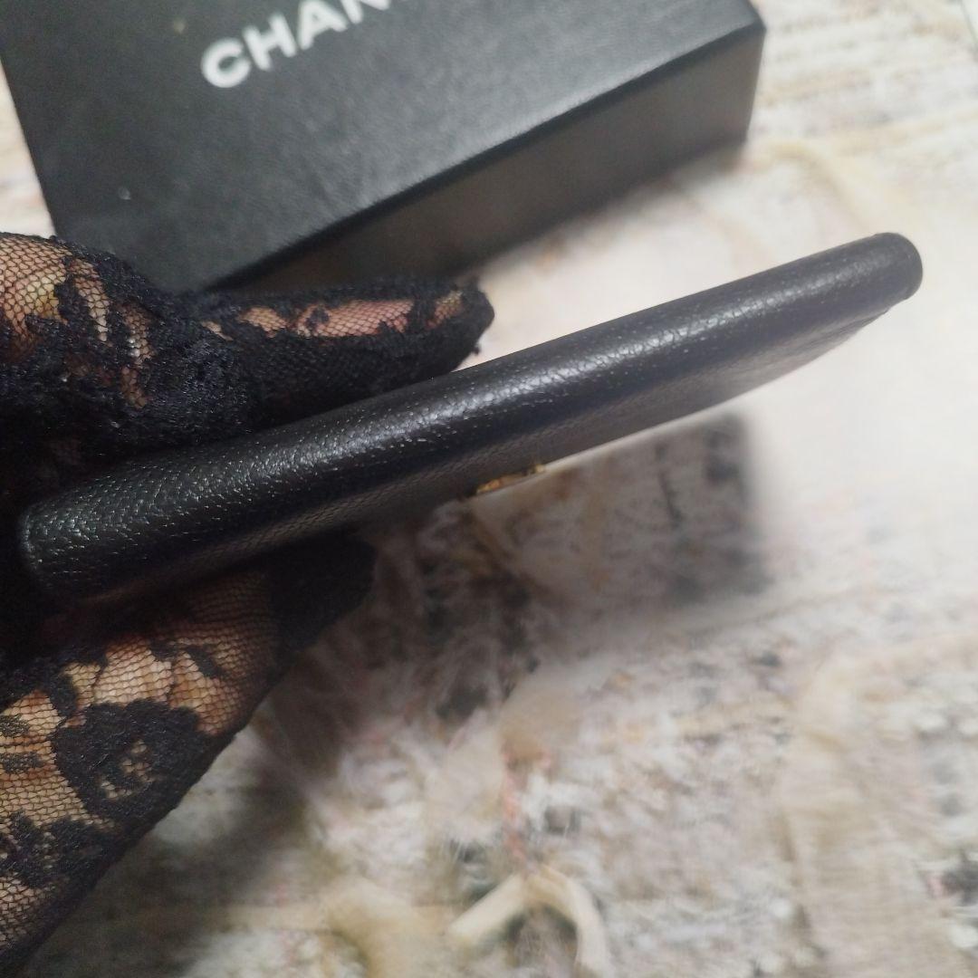 CHANEL ブラックレザーキーケース 箱付き