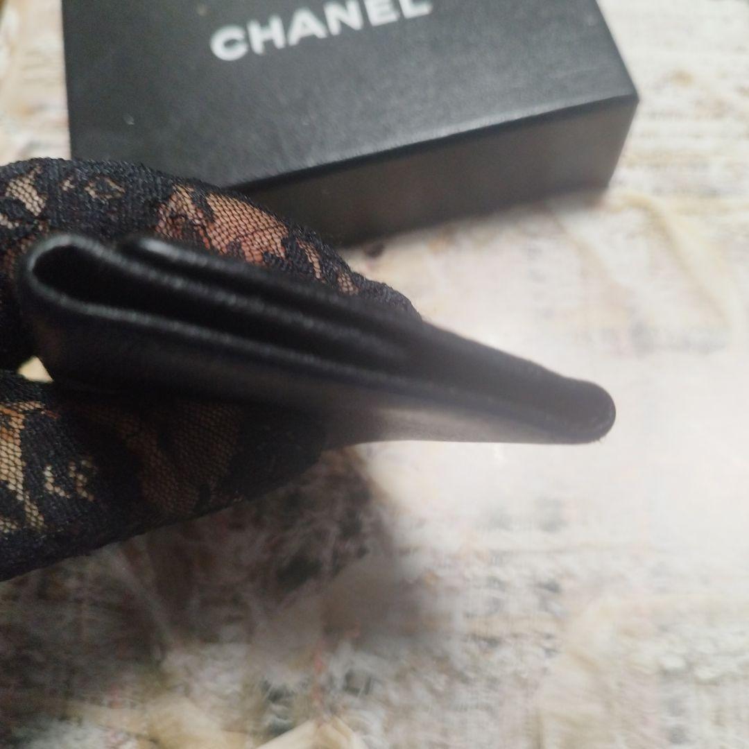 CHANEL ブラックレザーキーケース 箱付き